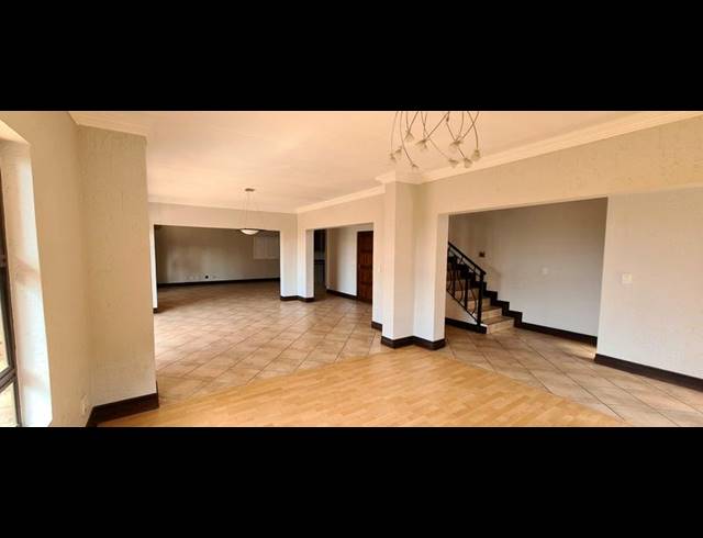 4 BEDROOM HOUSE FOR SALE IN NORTH RIDING